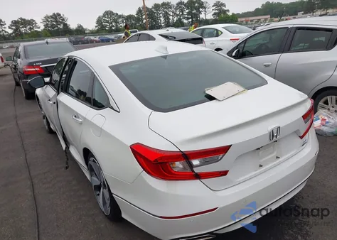 2019 Honda Accord Touring 2.0T z USA, uszkodzony, nr VIN 1HGCV2F91KA006047